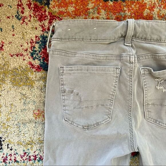 American Eagle Outfitters Super Stretch Ripped Jegging Jeans - Picture 6 of 13